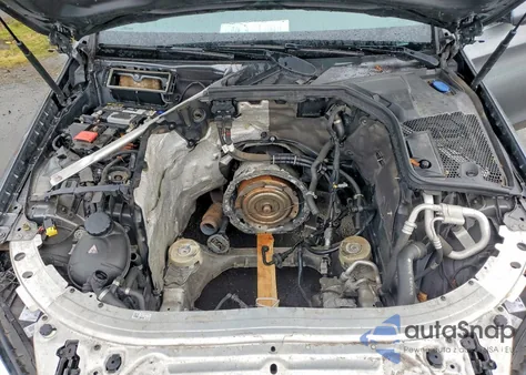 2021 Mercedes-Benz C 300 4Matic z USA, uszkodzony, nr VIN W1KWF8EB4MR649177